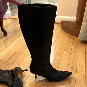 Sleek Black Kitten Heeled Women's Boots